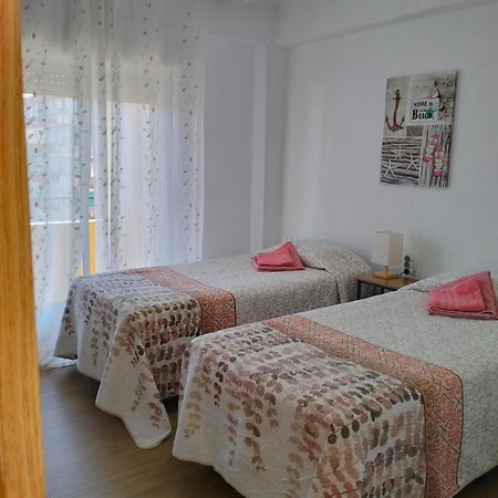 Ricardo Hostal Apartamento 3 Habitaciones Аликанте Екстериор снимка