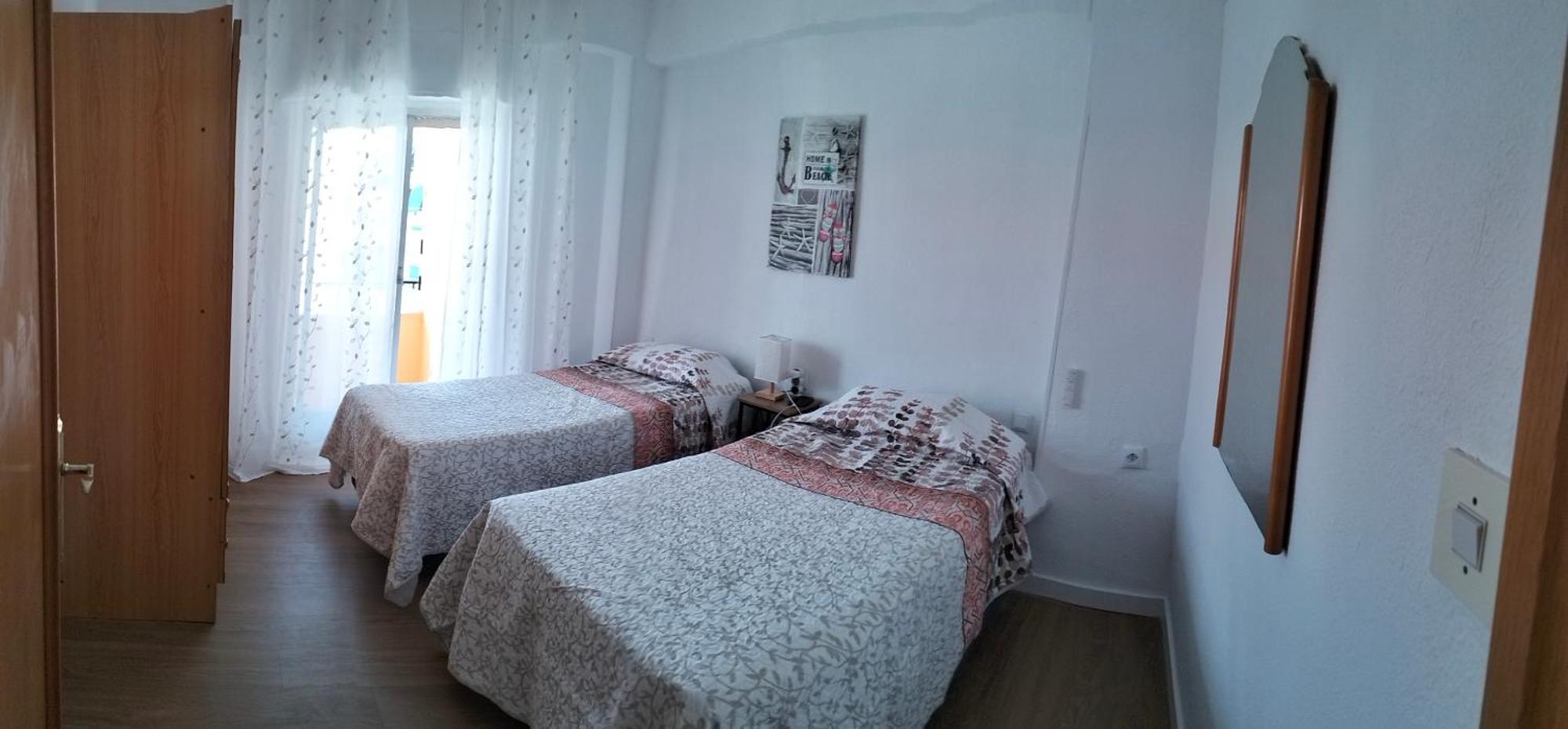Ricardo Hostal Apartamento 3 Habitaciones Аликанте Екстериор снимка